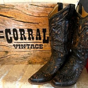 Corral Boots, size 6 1/2, brown tan inlay